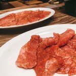 焼肉 ジャンボ 本郷店