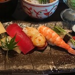 Sushizen - 【ひのき：お寿司】
                        海老が肉厚で美味しかったです。
                        内陸部のお寿司屋さんですが、美味しいお寿司でしたよ。