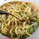 ラーメン二郎 - 赤酢投入～♪