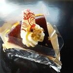 つるや製菓舗 - バスクチーズケーキ