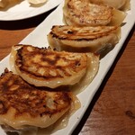 青山餃子房 - 