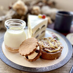 ミネロワ - 桃ジャムのパンナコッタ、レーズンバターサンド♡ 美味しかったなぁ♡♡