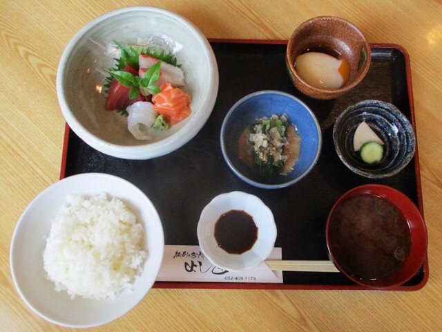 Itamae no Daidokoro Yoshida photo 3