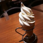 純洋食とスイーツ パーラー大箸 - ソフトクリーム