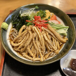 手打 さか本 そば - 冷やしきつね蕎麦　850円