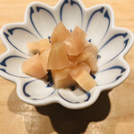 鮨 一二郎 - ガリ