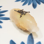 鮨 一二郎 - ヒラメ昆布締め