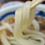手打うどん庵治 - 独特の触感　小麦感はやや少なめ