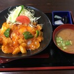 たなぽん食堂 - 鶏チリ丼500円税込み