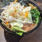 家系ラーメン クックら - ラーメンTwitter麺増し　野菜　
