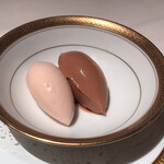 アピシウス - デザートよりチョコとピーチのアイス。