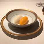 アピシウス - デザートの胡椒とマンゴーのシャーベット。