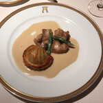 アピシウス - メインを真上から撮影。