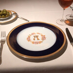 アピシウス - テーブルセット。