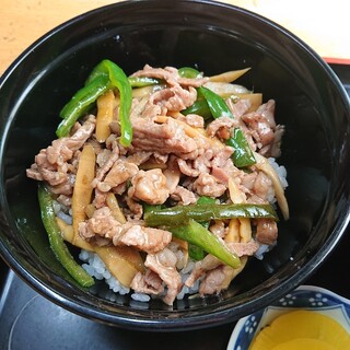 San Chuu - 今日の丼はプルコギ丼　見た目美味しさを感じて下さい(Ｔ▽Ｔ)ノ_彡☆ばんばん！