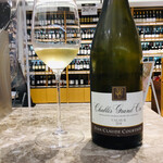 エノテカ  - シャブリってあんまりタイプじゃないかな〜なんて思ってたけどグランクリュは違かった！これはうまい〜