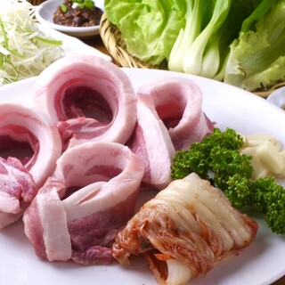 上質な焼肉や韓国料理など、多彩な料理をお好みで◎