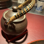 赤坂 渡なべ - お茶で、鯛茶いただきました。