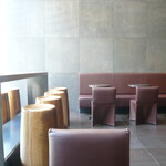 エルメス　カフェ - シックな店内