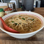 台湾ラーメン 江楽 - 台湾ラーメン(別アングル)♪