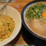 麺家ぶらっくぴっぐ - 