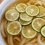 おうどん 瀬戸晴れ - すだち冷やかけうどん大