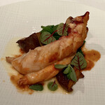 モトイ - ブルターニュ産オマール海老のソテ ヴァンジョーヌとクリュスタッセのジュ