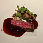 モトイ - 一ヶ月熟成の黒毛和牛のロティ