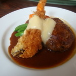 田中屋レストラン - ランチBセット（ハンバーグ＆海老フライ）