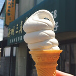 Hamakawa Sanjudou - どこかノスタルジックなソフトクリーム