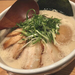 らーめん 麺泥棒 - 