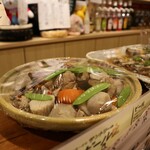 Sutando Sakaba Shinatora - 日替わりの大皿料理