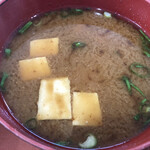 つつみ食堂 - 味噌汁は豆腐