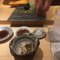 神楽坂 鮨 りん - 突き出しはつぶ貝の旨煮