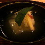 山玄茶 - 鱧落とし、黄ニラ、白髪ネギ、冬瓜、つるなの椀もの