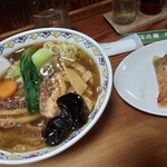 なにや - 豚角煮麺と餃子