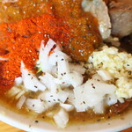 にかいや - ヤクミ（玉ねぎ）＆にんたま＆とうがらし