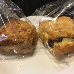 小さな焼き菓子屋 - いちじくスコーン＆チョコチャンクスコーン