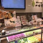 一心堂 神戸阪急 - お店はこんな感じ