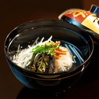 Careful preparation and delicate techniques create an elegant nigiri that is mesmerizing to the eye.