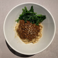 中国飯店 富麗華 - ・汁無し坦々麺