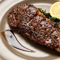 和牛ロースの炭火焼き