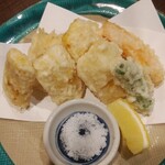魚富 - とうもろこしの天ぷら