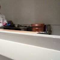 日本料理 「風花」 コンラッド東京 - カウンターはやはり白木がいいな。