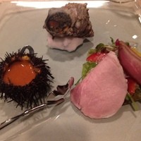 おいしんぼ - うに  八幡平ポークのソーセージ
