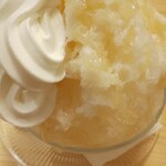 コメダ珈琲店 - 白桃練乳ソフトクリーム