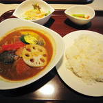 イチロク - ポークベース、相模豚肩ローススライス＋野菜