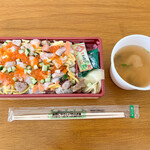 黄金の鮪 - 黄金のバラちらし寿司（ごはん大盛）+しじみ汁