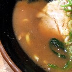 輝道家 - 醤油感最強のスープ。