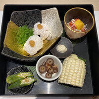 恵比寿 鮨 おぎ乃 - ・湯引きハモ、タコ沖漬け、オクラ浅漬け、蟹とトマトの酢漬け、豆腐ソース、ピュアホワイト